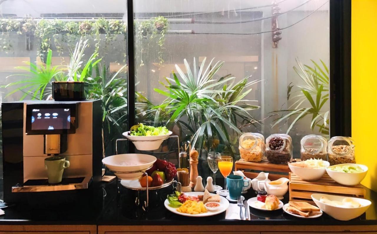 Alt Hotel Nana By Uhg Bangkok Dış mekan fotoğraf